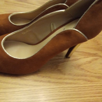 Стилни и елегантни обувки , снимка 2 - Дамски обувки на ток - 36500582