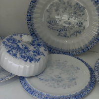 Съд за масло с 5 броя десертни чинии на Seltmann Weiden серия China Blau, снимка 6 - Чинии - 44744287