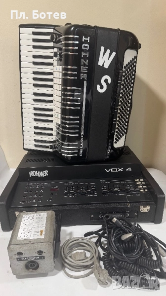 Електрически акордеон Hohner Electravox De Luxe 120 и усилвател  Hohner , снимка 1