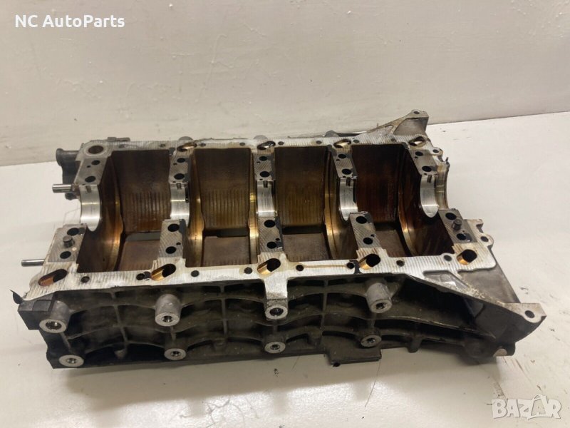 Корпус за колянов вал за Porsche Порше Каен 9PA 4.5 V8 бензин 9481011136R 2003, снимка 1