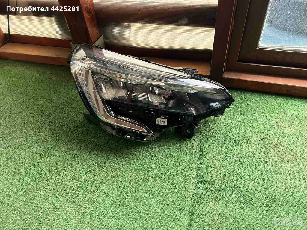 фар десен Renault Clio V  LED PURE VISION 2019-2023 г. #518S . 260100902R, снимка 1