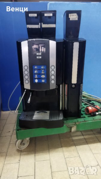 Професионален кафеавтомат, снимка 1