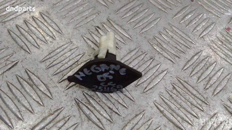 Бутон заден капак Renault Megane Cabrio 2005г.	, снимка 1