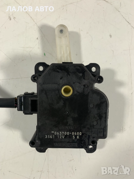 Моторче клапи парно Тойота Авенсис Motorche klapi parno Toyota Avensis (05-09)г. 063700-8680 , снимка 1