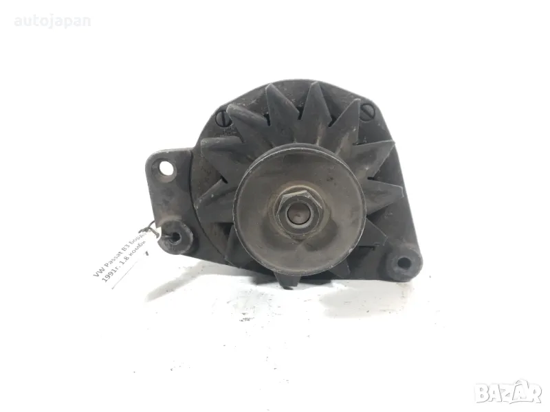 Генератор VW Passat B3 1.8 I 1991г, снимка 1