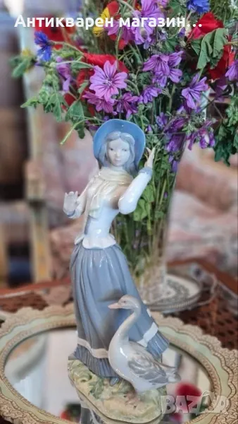 Зашеметяваща  ,порцеланова композиция. , снимка 1