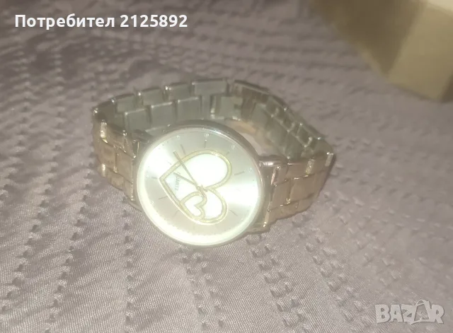 Дамски часовници и гривна, снимка 9 - Дамски - 56471662
