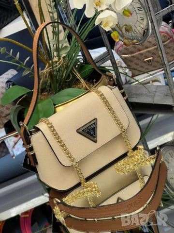чанти guess, снимка 2 - Чанти - 51456178