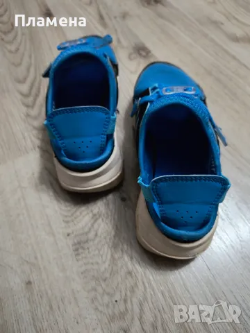 Маратонки Адидас, снимка 3 - Детски маратонки - 47732075