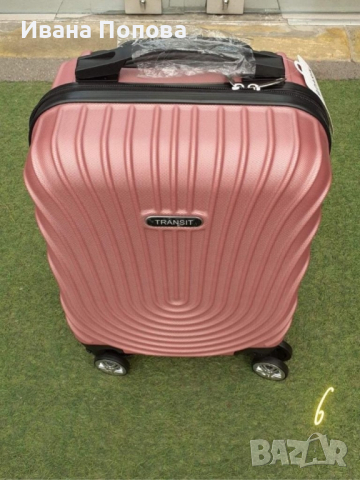 Стилен куфар с колелца за ръчен багаж с твърдо покритие 40/30/20см

, снимка 3 - Други стоки за дома - 44782015