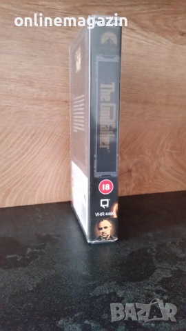 Видеокасета " The Godfather " VHS, снимка 2 - Други жанрове - 54157956
