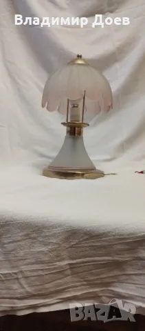 Старинна нощна лампа, снимка 2 - Настолни лампи - 50433332