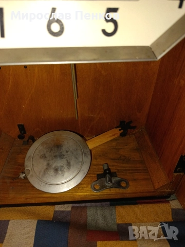 Будилник, снимка 3 - Стенни часовници - 52895235