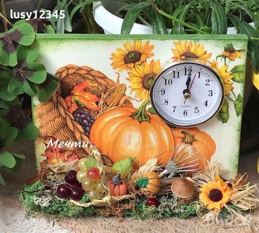 Настолен часовник-Благодатна есен!