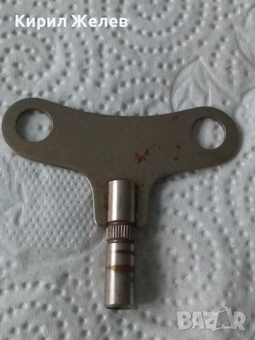 Ключ за стенен часовник 53353, снимка 2 - Антикварни и старинни предмети - 53137528