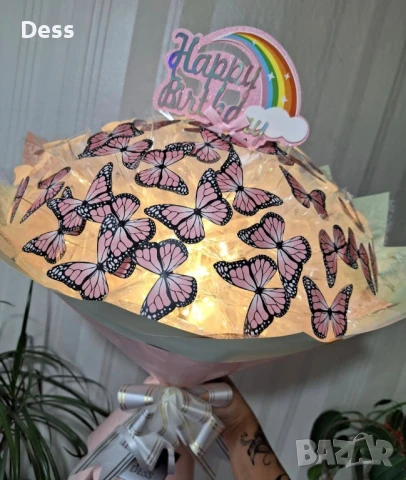 🦋✨ Букет „Полет от пеперуди“ – нежност, уловена в миг! ✨🦋, снимка 17 - Романтични подаръци - 51374694
