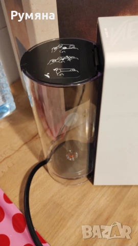 Продавам Кафемашина с капсули NESPRESSO ESSENZA MINI Бяла, снимка 5 - Кафемашини - 53054044