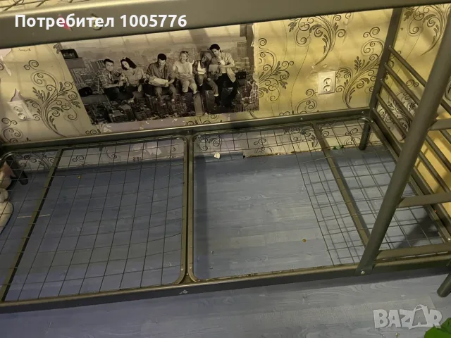 Подарявам метално двуетажно легло 90/200см. без матраци, снимка 2 - Спални и легла - 55792519