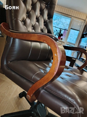 Стол от еко кожа, снимка 2 - Столове - 53939491