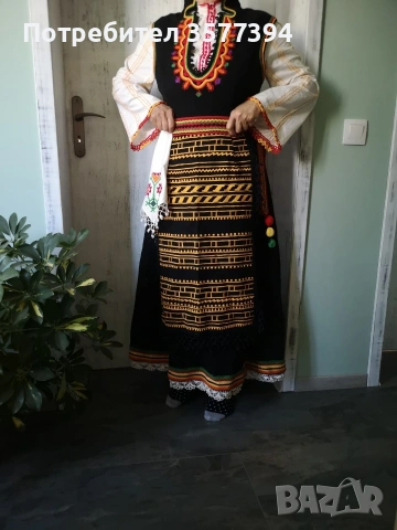 Национална носия