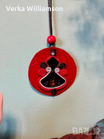 Червен комплект голямо колие с пръстен от кожа и авторско стъкло модел 68, снимка 3 - Бижутерийни комплекти - 52574167