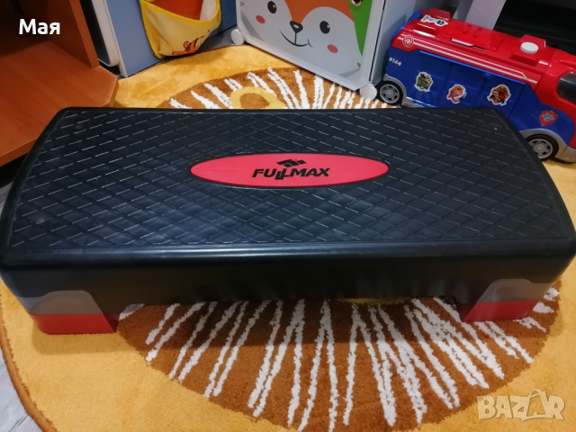 Степ за аеробика, снимка 2 - Фитнес уреди - 44559032