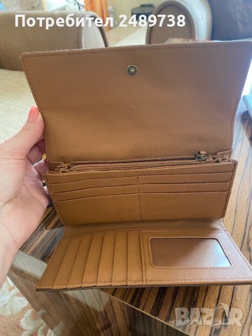 Дамски портфейл Fossil , снимка 6 - Портфейли, портмонета - 39555152