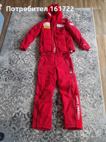 Ски екип Descente Swissski, снимка 2 - Зимни спортове - 53290302