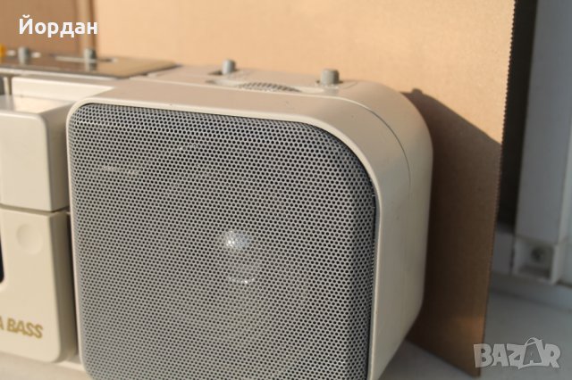 Радиокасетофон ''Sony cfs 208 l'', снимка 4 - Колекции - 39675115
