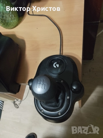 PS4 Pro 1TB + Logitech G29 + Shifter + игри + охлаждаща стойка готов комплект, снимка 9 - PlayStation конзоли - 51870693