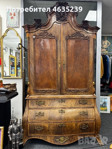 Антикварен гардероб с богата дърворезба - масивно дърво, снимка 7 - Бюфети - 52987020