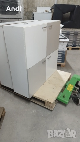 Шкаф за стена 4 врати бяло и сиво с лунички 100/100/35см, снимка 4 - Шкафове - 52979004