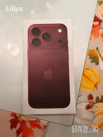IPhone 18 Pro burgundy red 256GB