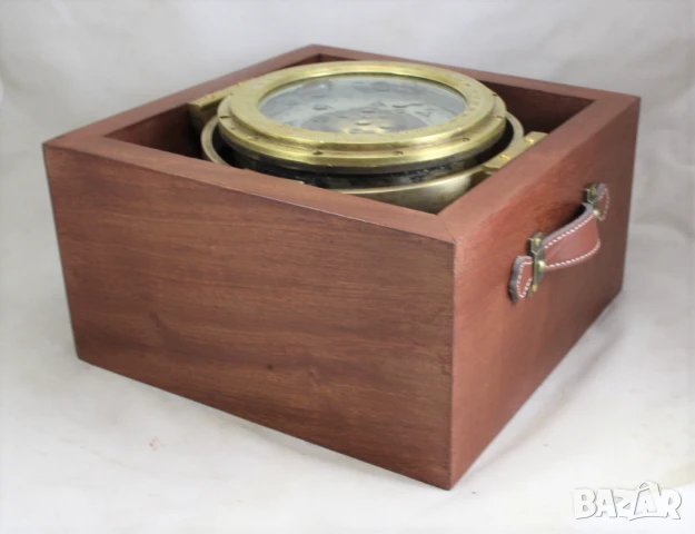 115 Магнитен корабен компас от месинг, произведен в Германия