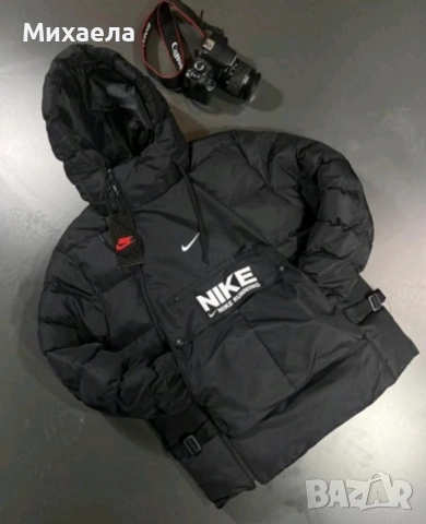 Мъжко яке Nike - 100 лв.