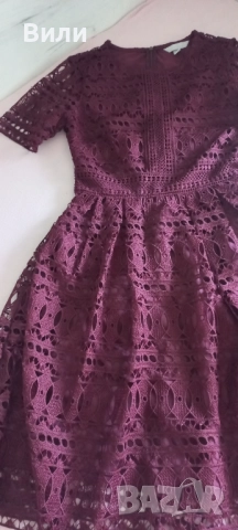 Бордо рокля 