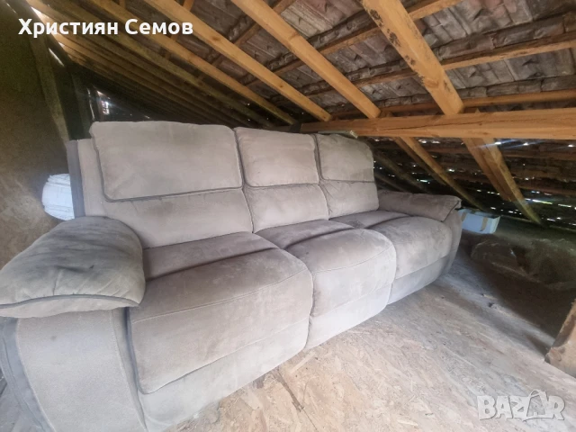 Запазен диван с функция шезлонг, снимка 3 - Дивани и мека мебел - 50839124