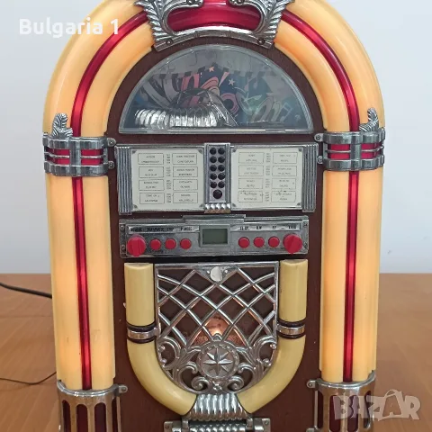 джубокс с радио и CD плейър , снимка 2 - Радиокасетофони, транзистори - 55943953