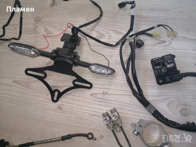 Части за Yamaha r1 и Yamaha r6 , снимка 6 - Части - 55993133
