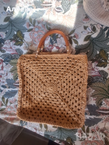 Ръчно плетени дамски чанти, снимка 8 - Чанти - 52822557