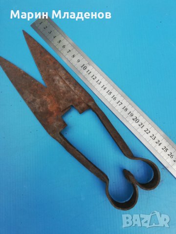 Стара ножица, снимка 1 - Антикварни и старинни предмети - 29471968