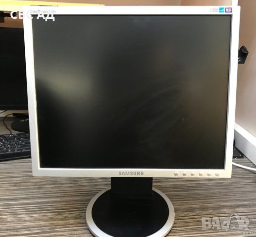 Монитор Samsung SyncMaster 740N, снимка 1 - Монитори - 30500974