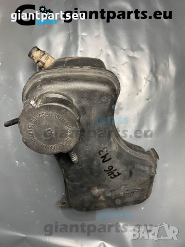 Казанче антифриз за БМВ е46 М3 BMW e46 M3 , 2228944