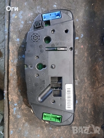 Километражно табло за Фолксваген Пасат В5 3B0 919 881G, снимка 2 - Части - 54078982