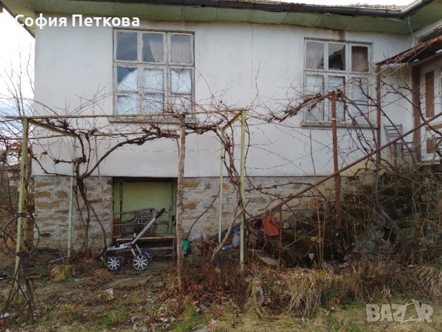  Продавам къща с. Боженци до Габрово, снимка 5 - Къщи - 39646590