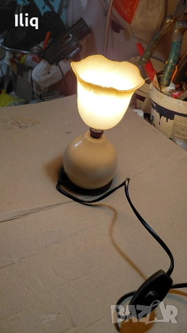 нощна лампа. 