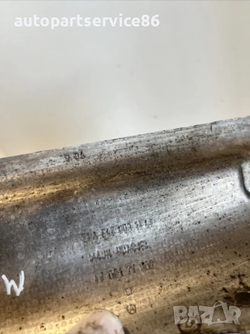 Защитен капак на термозащита за Mercedes CLS W219 320 CDI (2009) A6420901141, снимка 3 - Части - 54178958