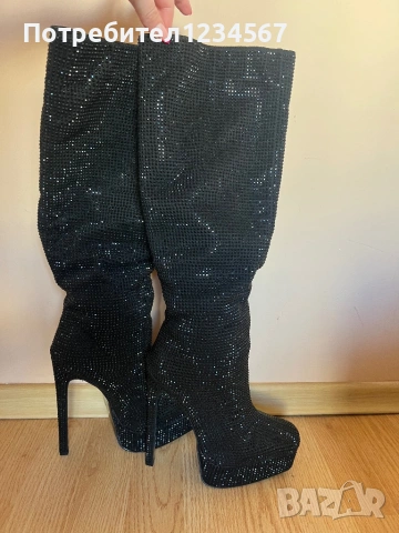 Стилни дамски ботуши с ток, обсипани с камъни 36 н