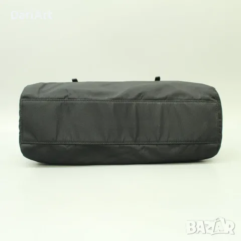 Чанта Prada Vela Nero Re-Nylon оригинал, снимка 6 - Чанти - 55921660
