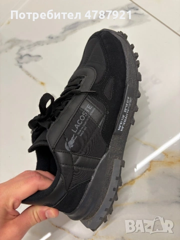 Продавам оригинални обувки чисто нови продавам ги понеже са ми тесни, снимка 2 - Маратонки - 54094672